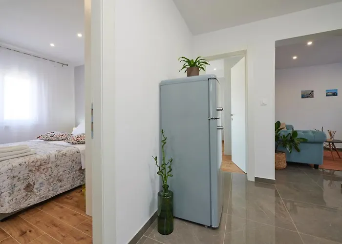 Marija * Τρογκίρ