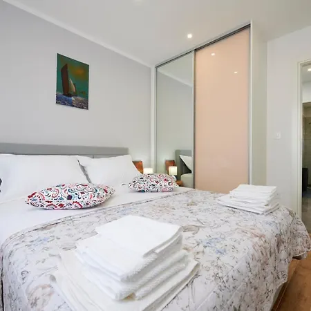 Apartament Marija *